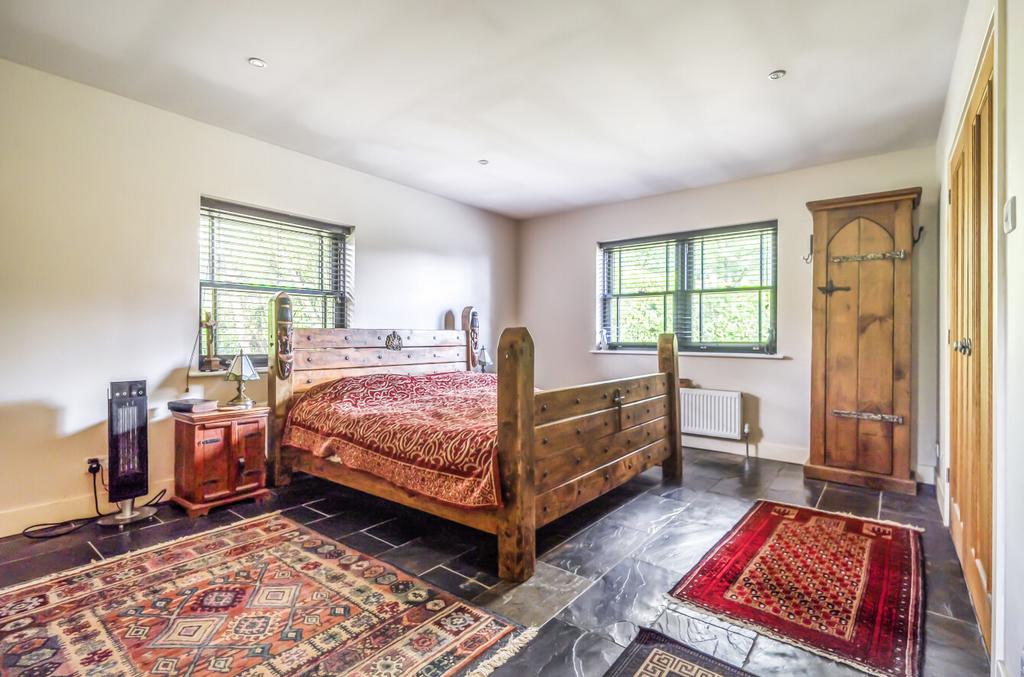 1348263-39-68c849...