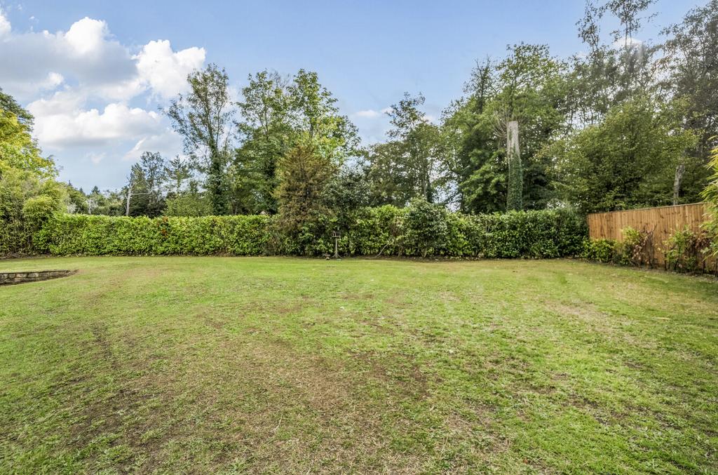 1348263-9-68c846b...