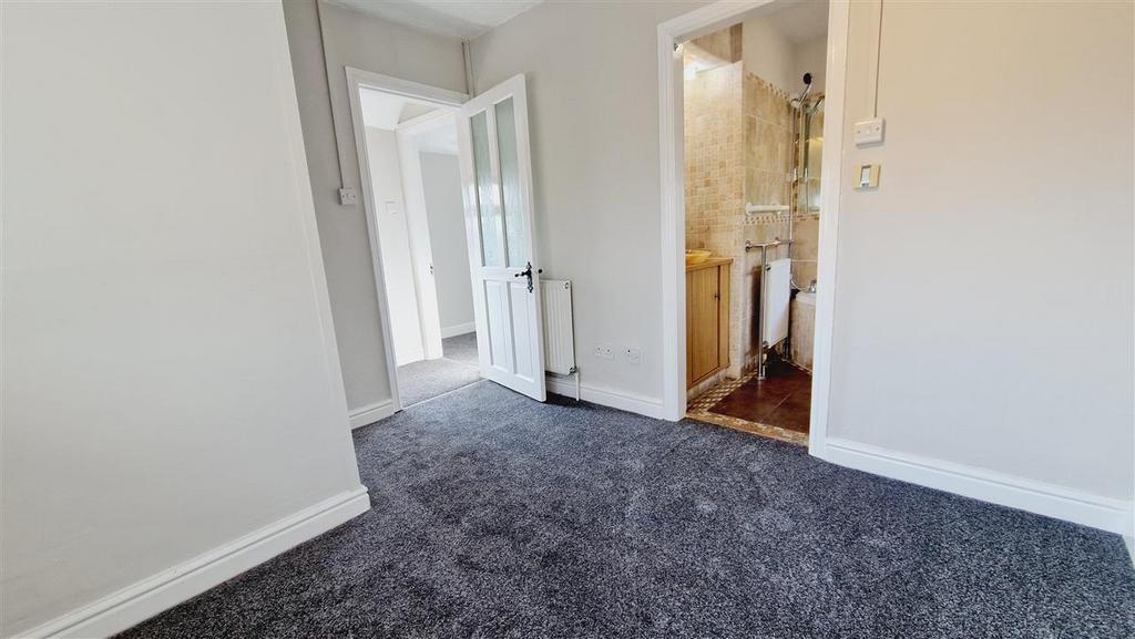 3 seaton bedroom 2
