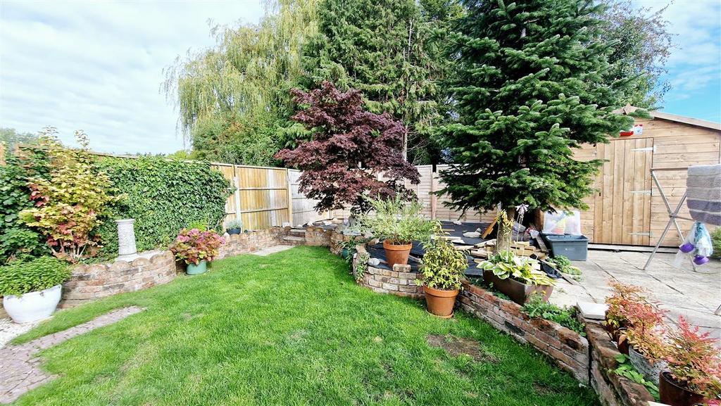 3 b seaton garden
