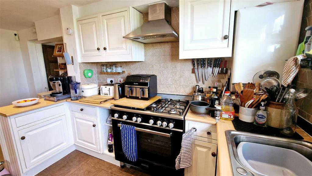 3 b seaton kitchen