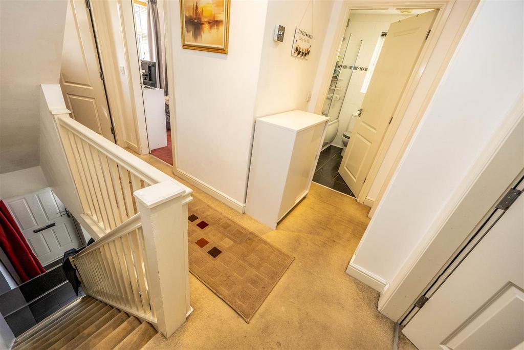 22 LHRHudds-080925-9.jpg