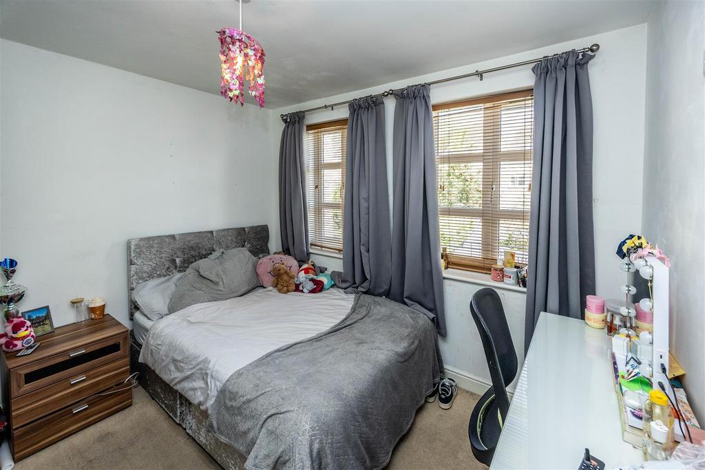 22 LHRHudds-080925-10.jpg