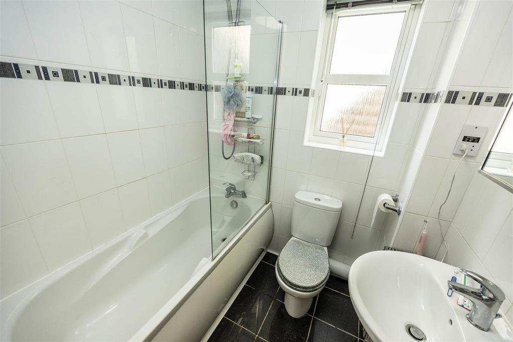 22 LHRHudds-080925-7.jpg