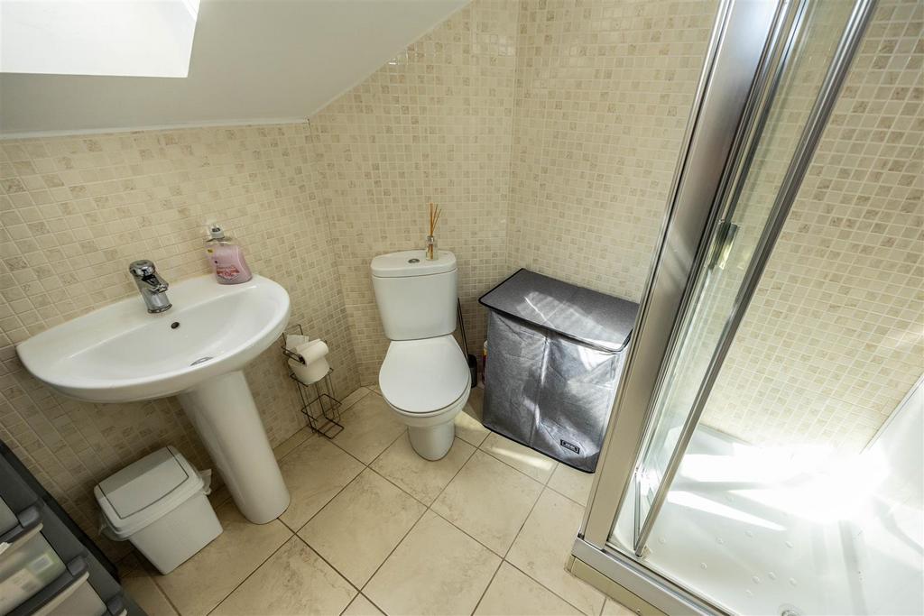 22 LHRHudds-080925-1.jpg