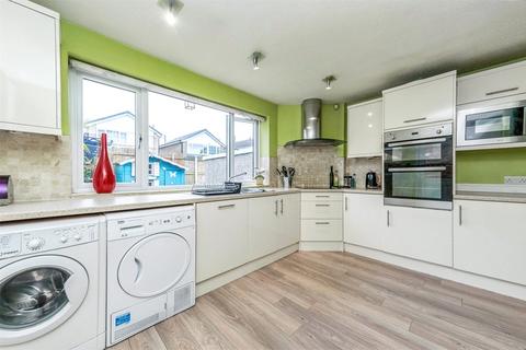 3 bedroom detached house for sale, Carr Road, Calverley, Pudsey, West Yorkshire