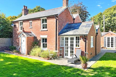 Meadowside Bashley Road, New Milton, BH25 5RY