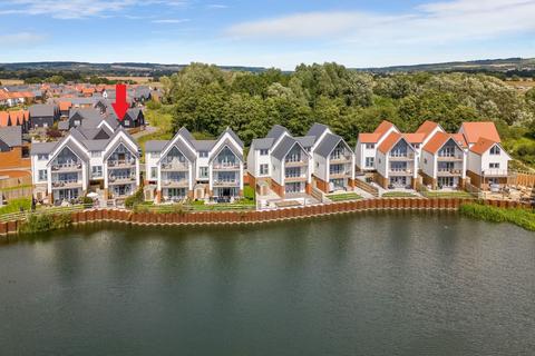 4 bedroom townhouse for sale, Mandarin Drive, Ashford TN24