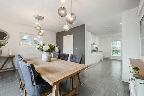 4 bedroom townhouse for sale, Mandarin Drive, Ashford TN24