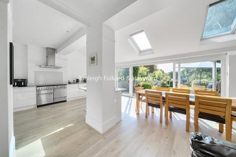 undefined, Cranley Gardens, London, N10