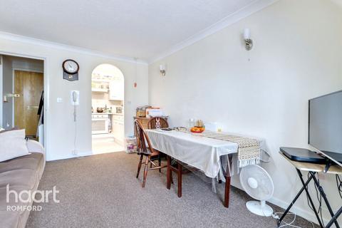 undefined, Fernleigh Court, Romford, RM7 7JE
