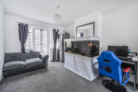 60 New Barns Avenue, Mitcham, CR4 1LF