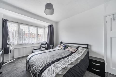 60 New Barns Avenue, Mitcham, CR4 1LF