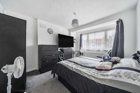 60 New Barns Avenue, Mitcham, CR4 1LF