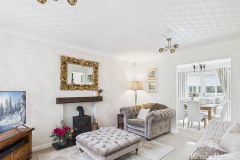 5 Skiplam Close, Hemlington, Middlesbrough, TS8 9RG