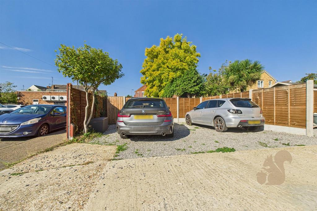 CAM03877 G0-PR0258-STILL025.jpg