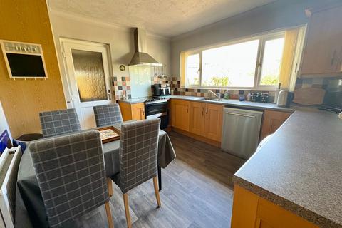 2 bedroom detached bungalow for sale, Swale Close, Torquay