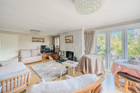 undefined, Manor Road, Pontypool NP4