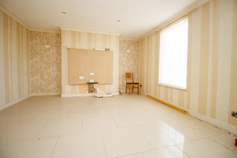 West Avenue, Filey YO14