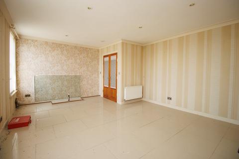 3 bedroom flat for sale, West Avenue, Filey YO14