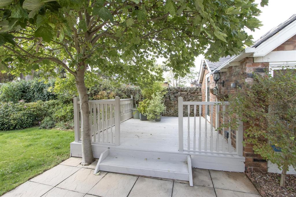 Rear Decking