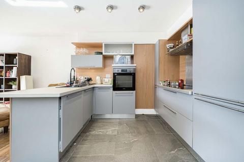 2 bedroom flat for sale, Grange Road, London SE1