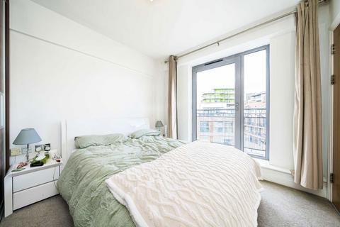 2 bedroom flat for sale, Grange Road, London SE1