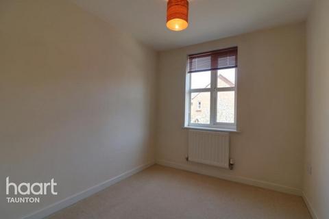 2 bedroom apartment to rent, Massingham Park, Somerset