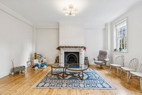 3 bedroom flat for sale, Duchess of Bedfords Walk, London