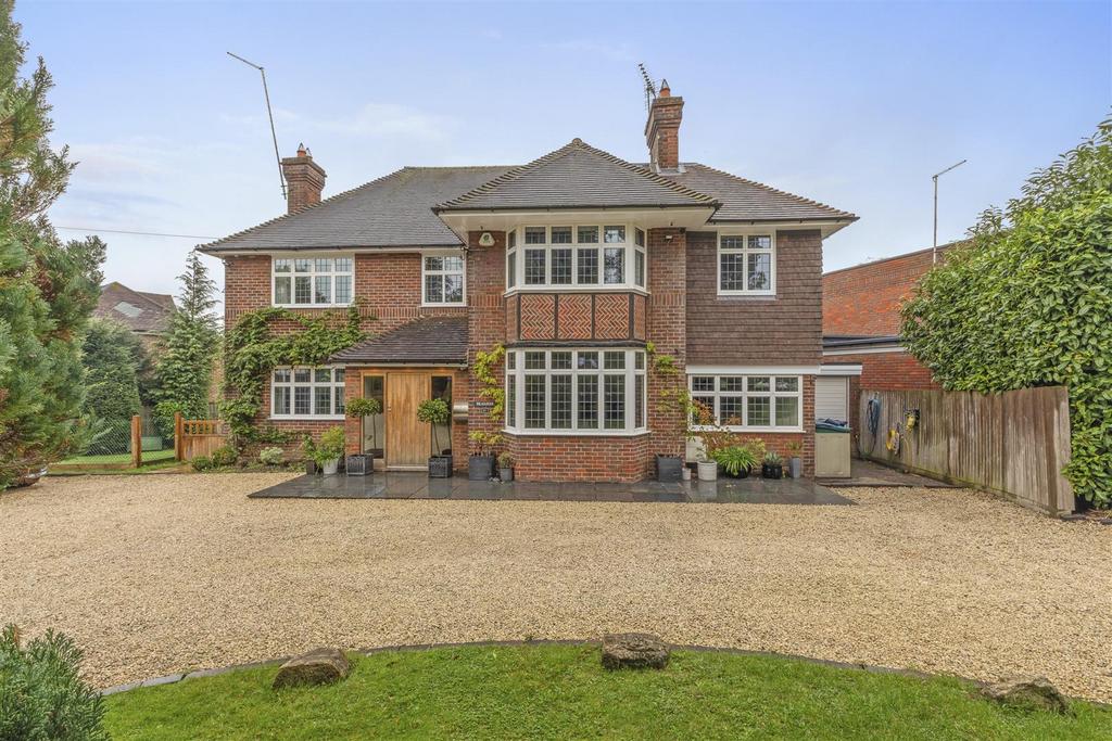 87 Hamilton Road, HP13 5 BQ-23.jpg