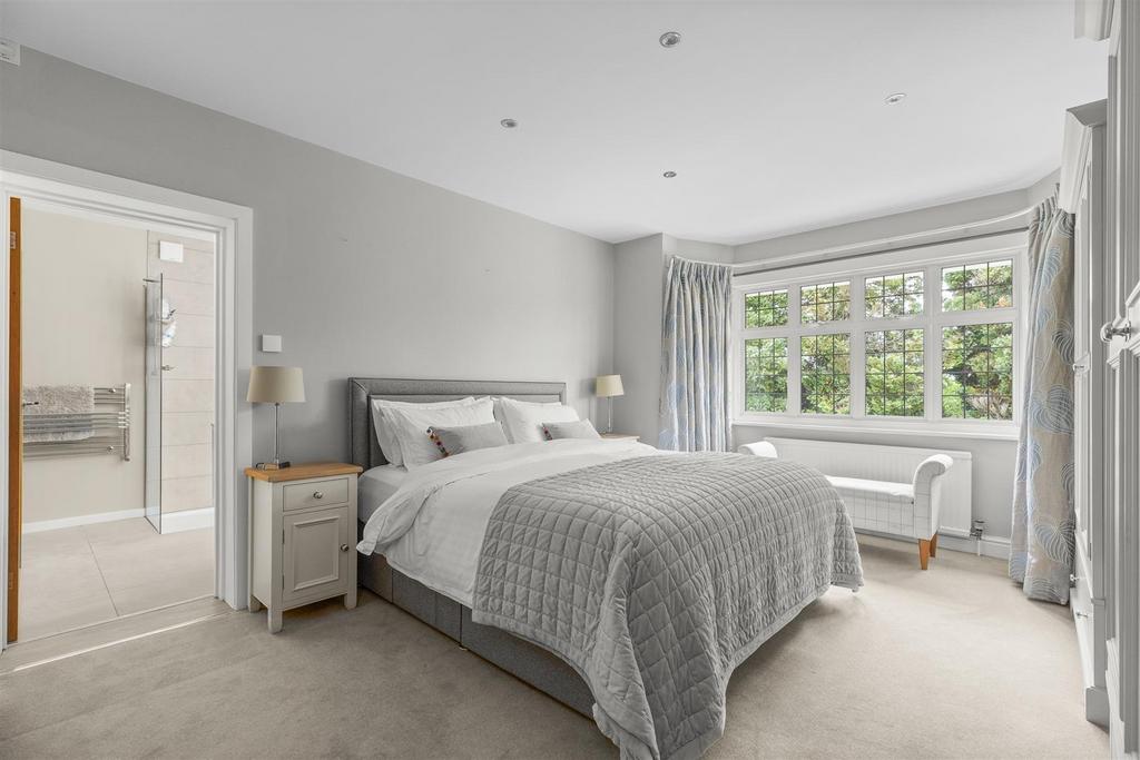 87 Hamilton Road, HP13 5 BQ-2.jpg