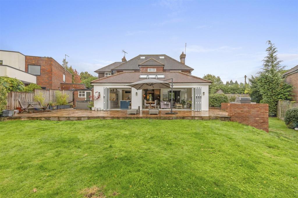 87 Hamilton Road, HP13 5 BQ-21.jpg