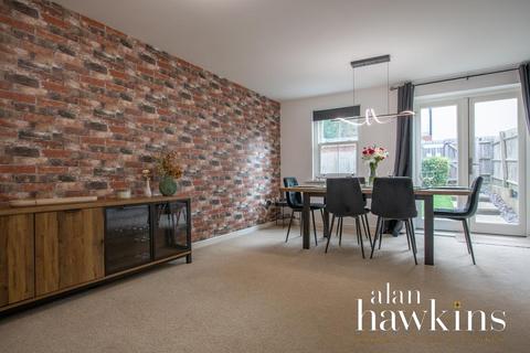 50 Daisy Brook, Royal Wootton Bassett, Swindon, SN4 7FF