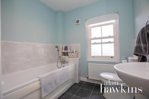 50 Daisy Brook, Royal Wootton Bassett, Swindon, SN4 7FF