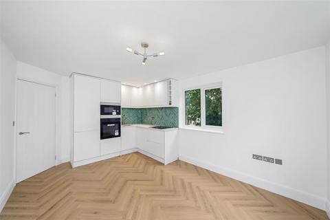 undefined, Dells Close, London E4