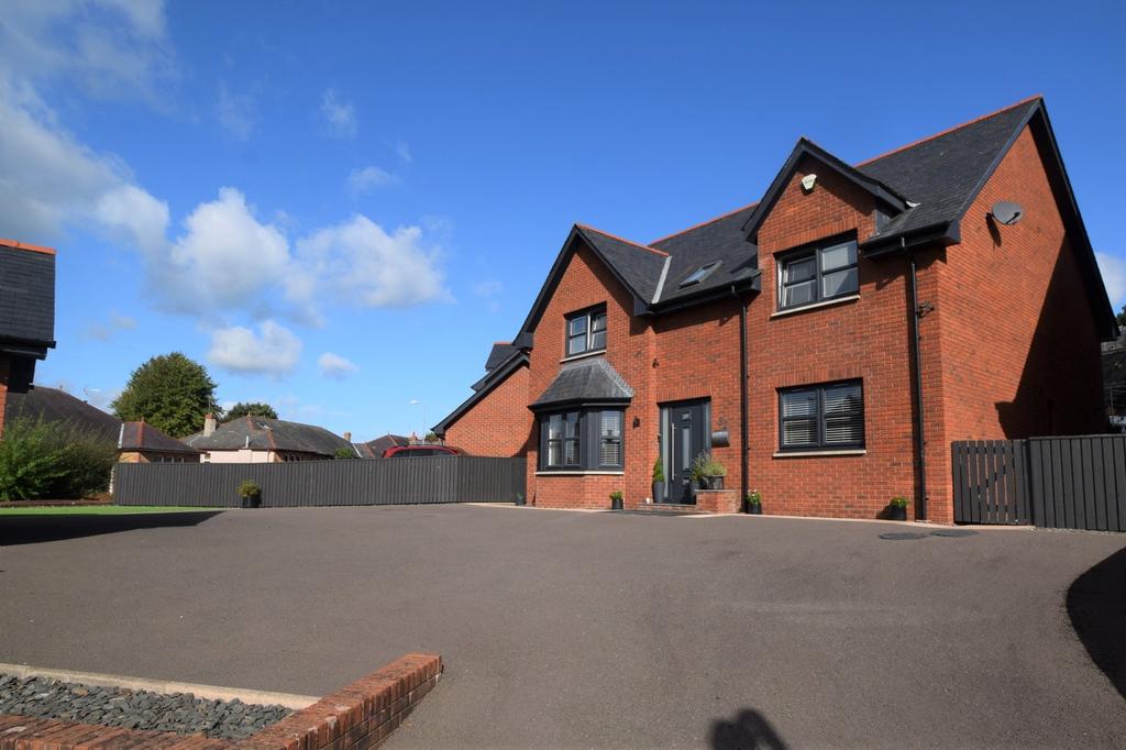 32 Corberry Park, Dumfries, DG2 7 NG - Grieve Grier