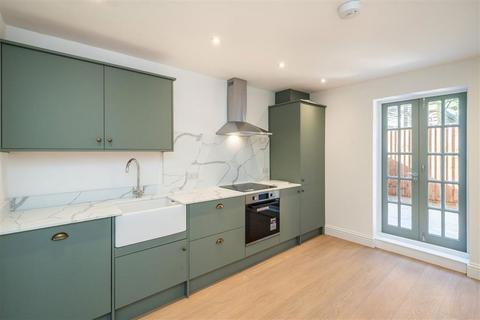 undefined, St. Alphonsus Road, London SW4