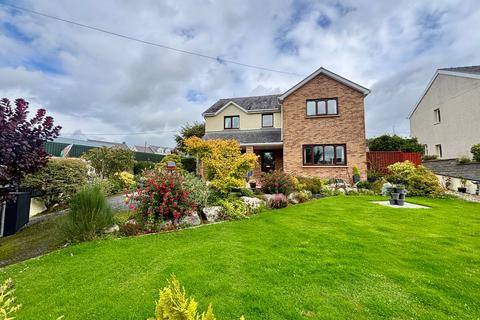 undefined, Cwrtnewydd, Llanybydder, SA40
