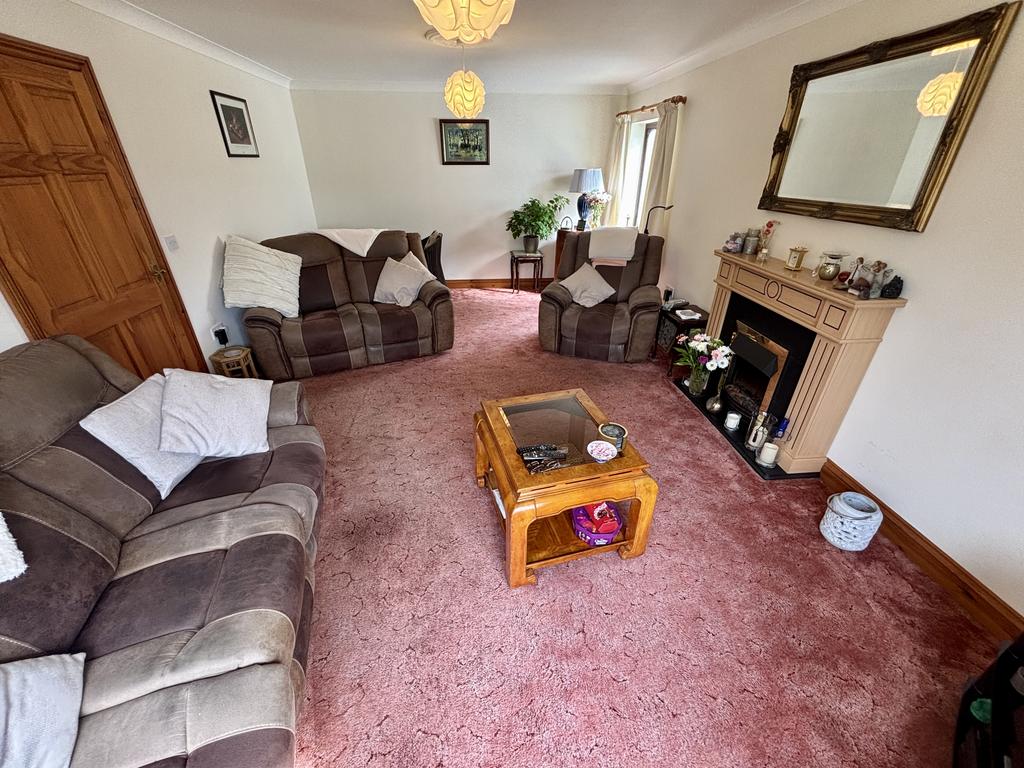 Living room (second image)