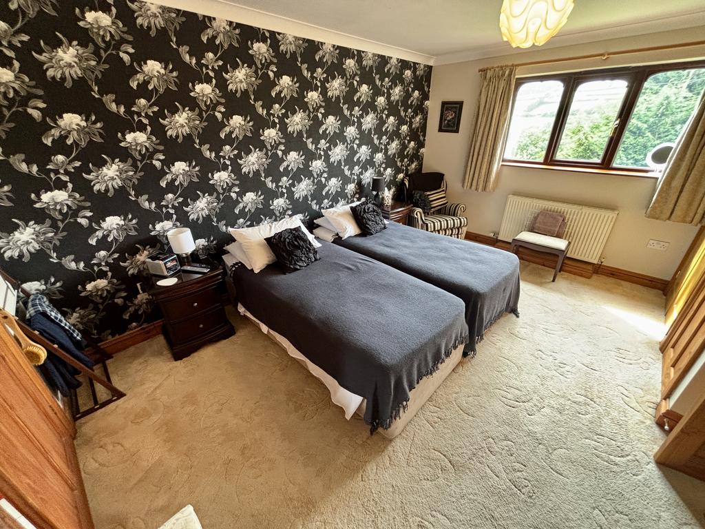 Principle bedroom 1