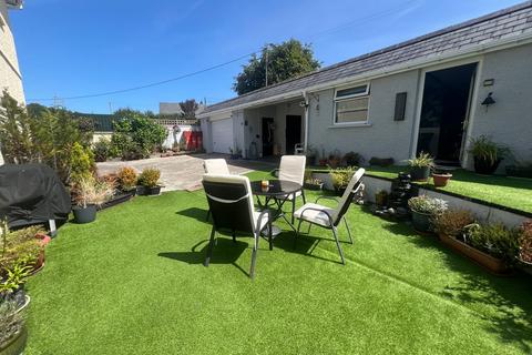 4 bedroom detached house for sale, Cwrtnewydd, Llanybydder, SA40