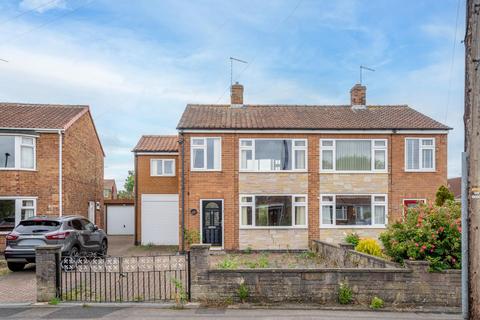 4 bedroom semi-detached house for sale, Whitethorn Close, York