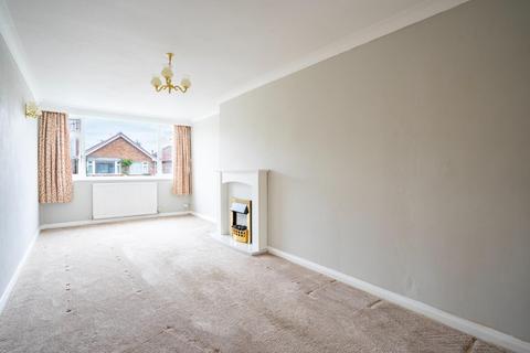 4 bedroom semi-detached house for sale, Whitethorn Close, York