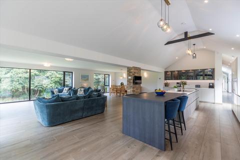 5 bedroom barn conversion for sale, Low Friarside Lane, Burnopfield, Newcastle Upon Tyne, NE16