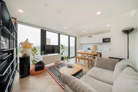 2 bedroom flat for sale, Richmond Road, London E8