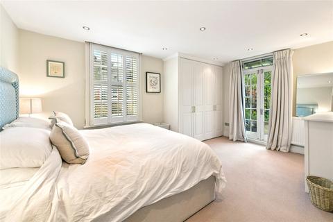 3 bedroom apartment to rent, Joubert Street, London, SW11