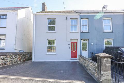 Slades Road, St Austell, PL25