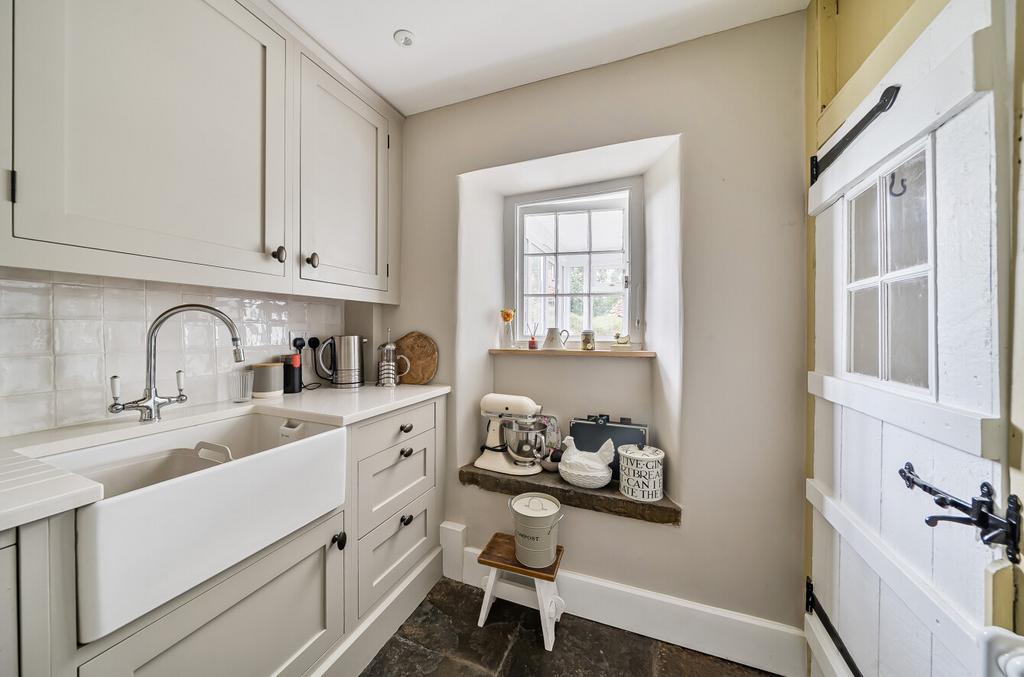 1356480-15-68cbff...