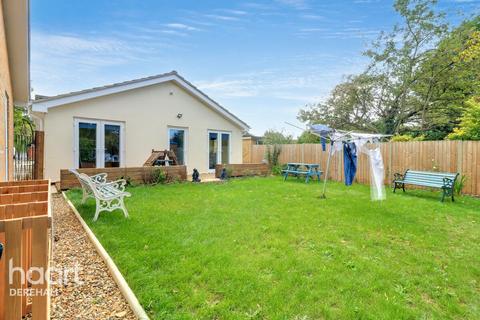 undefined, Three Post Road, Watton