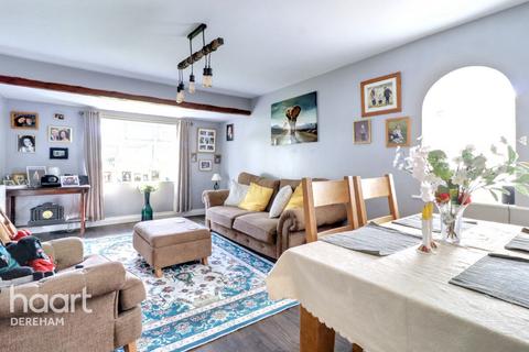 undefined, Three Post Road, Watton